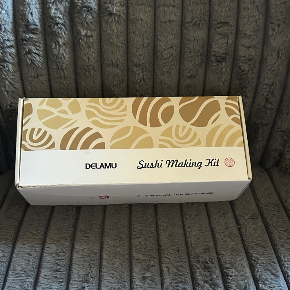 Delamu Sushi Making Kit